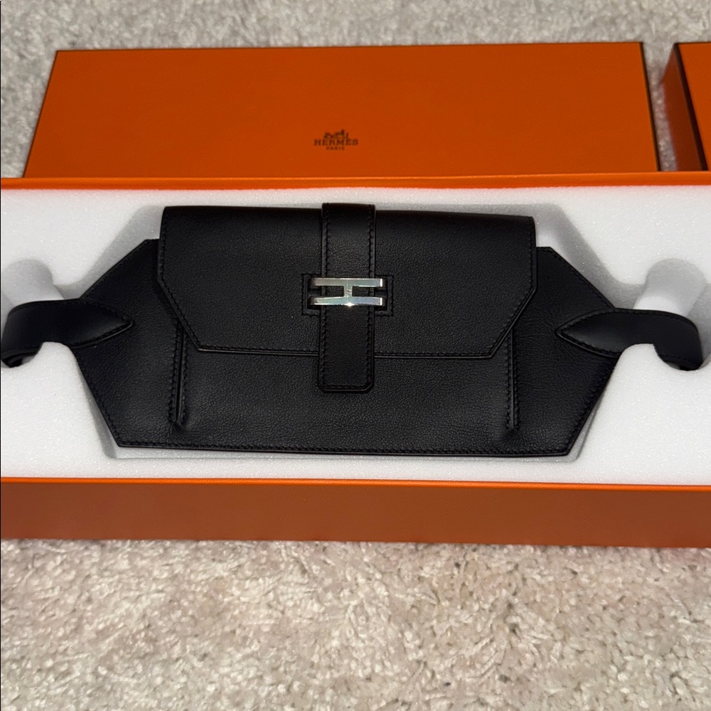 New Hermes Elan Pocket 24 Belt Bag Noir PHW Swift